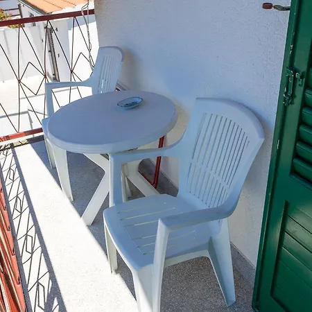 Leonarda Apartment Vodice